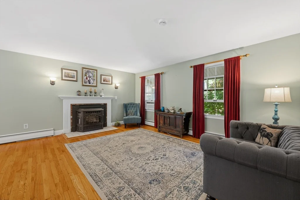 Photo of 10 Blueberry Ln