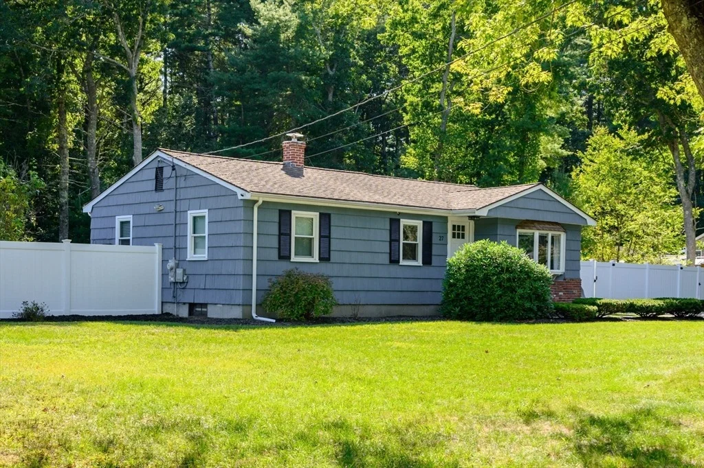 Photo of 27 Chestnut Rd
