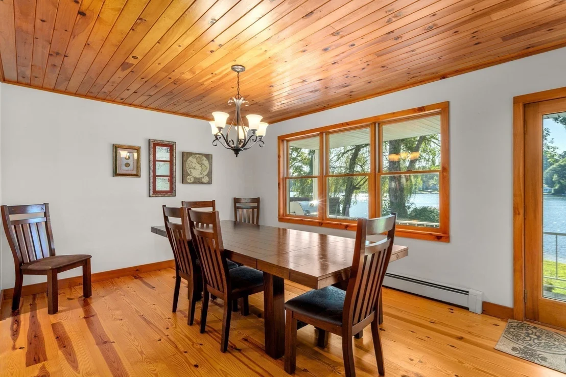 Photo of 10 Klondike Rd