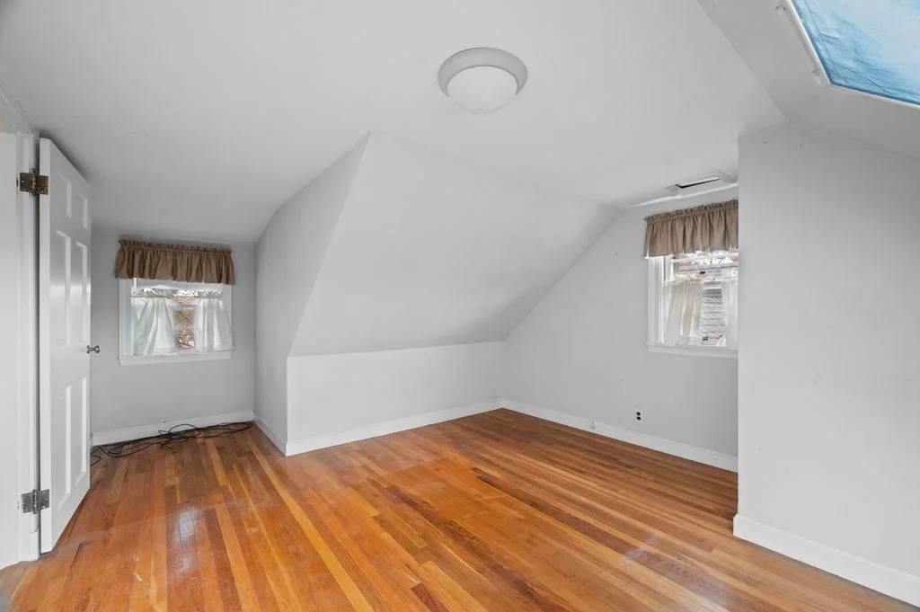 Photo of 10 Standish Way