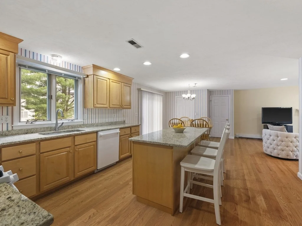 Photo of 48 Lexington Drive