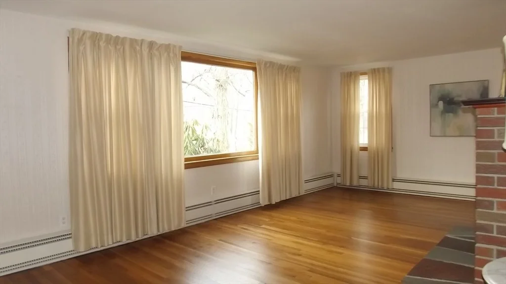 Photo of 48 Ernest Ave
