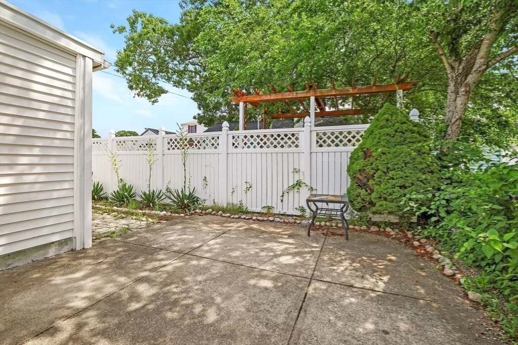 Photo of 10 Barnes Street