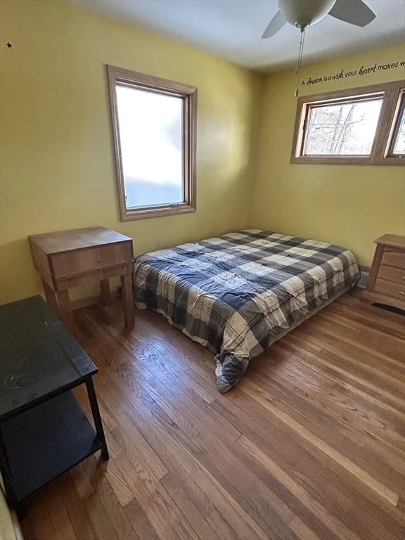 Photo of 552 Dwight Rd