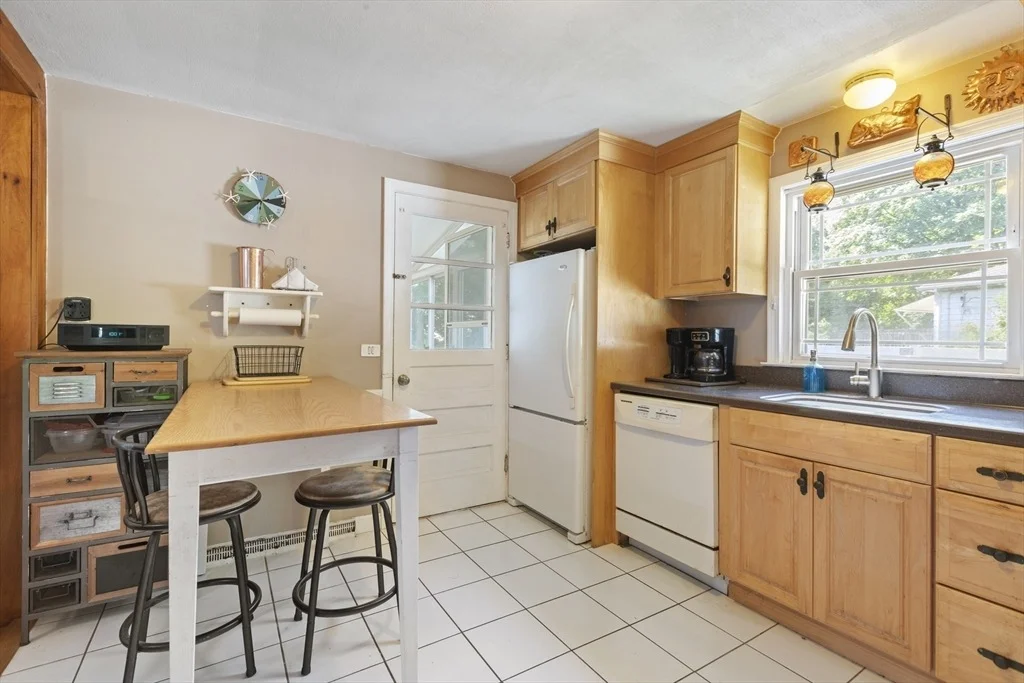 Photo of 5 Whiting Ave