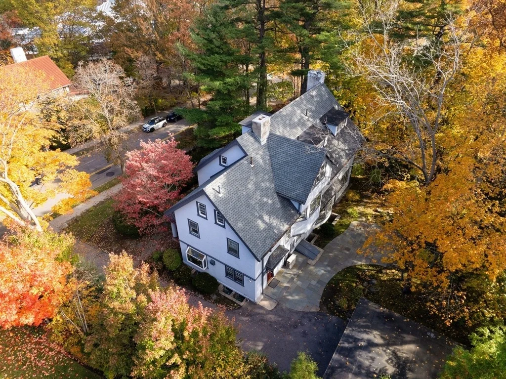 Photo of 282 Buckminster Rd