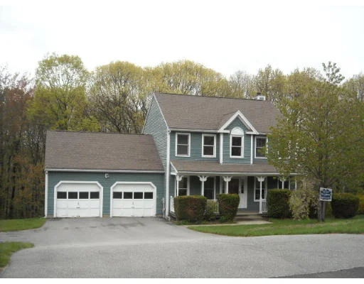 Photo of 74 Highland View Dr