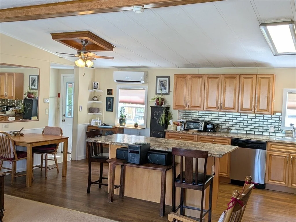 Photo of 10 Jefferson Way