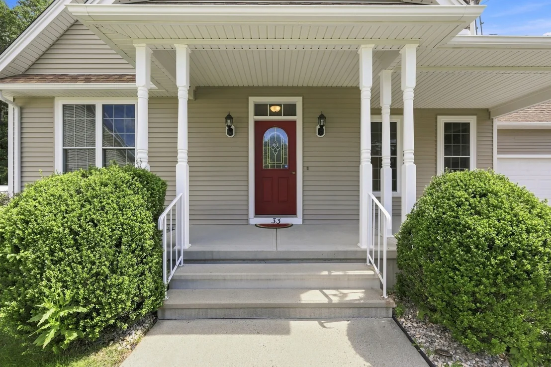 Photo of 33 Caddyshack Dr