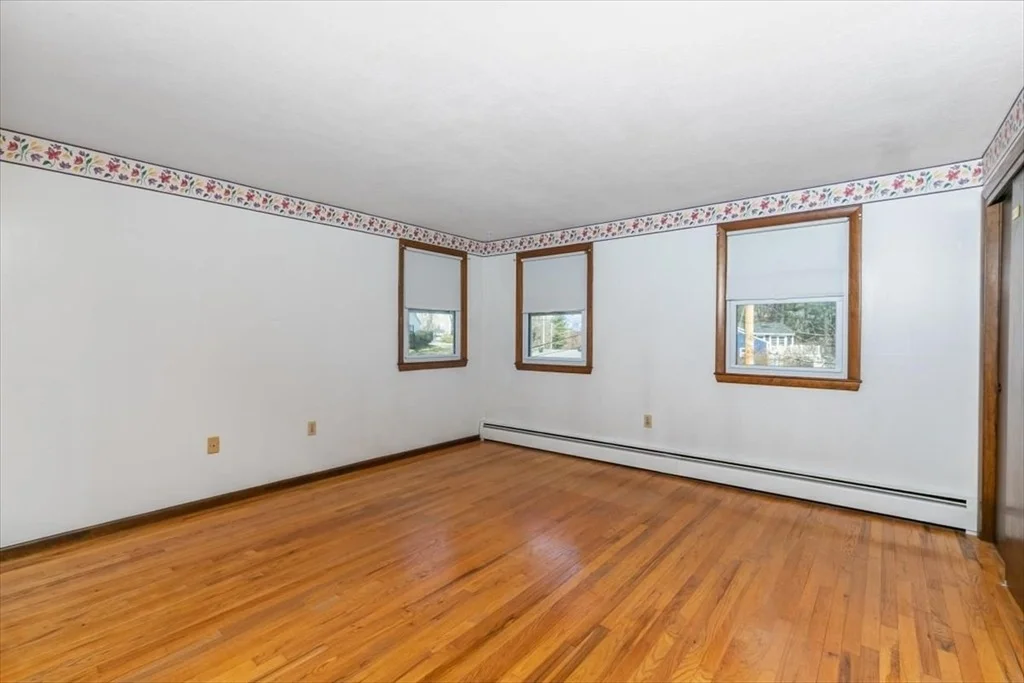 Photo of 21 Bayberry Rd