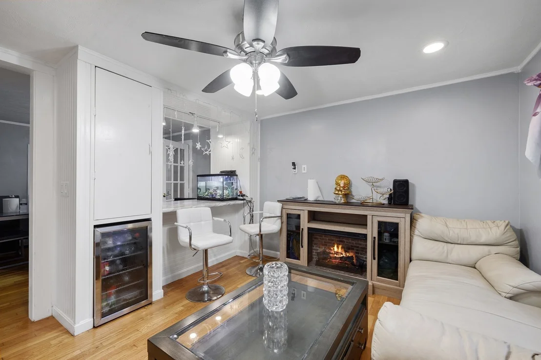Photo of 31 Endicott St.