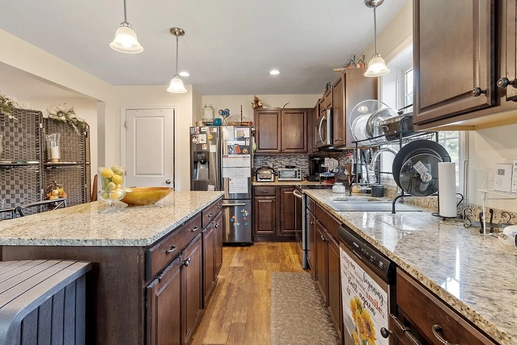 Photo of 156 Bayberry Cir