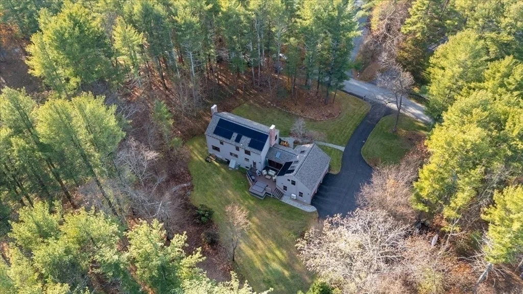 Photo of 50 Stonecleave Rd