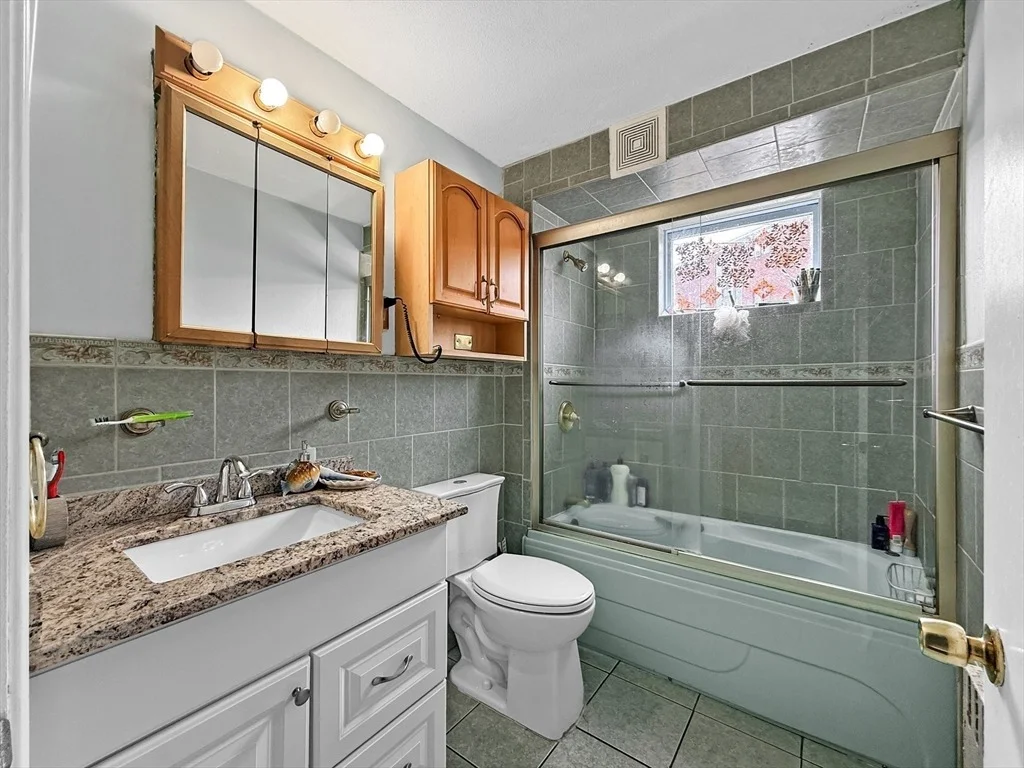 Photo of 14 Oak Ter
