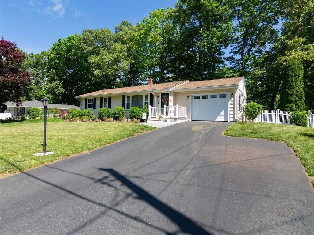 Photo of 42 Bruce Road
