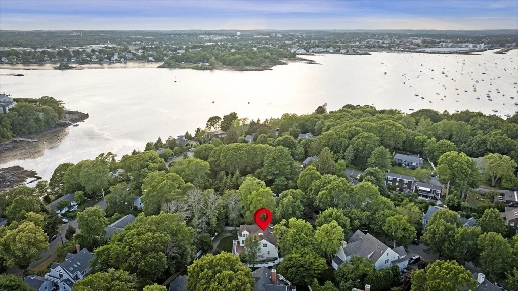Photo of 1 Westport Ln