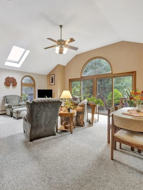 Photo of 93 Spring Hill Dr