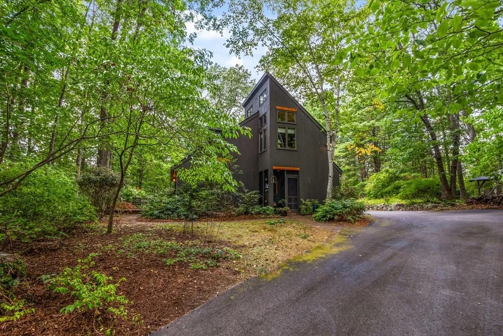 Photo of 109 Pond St
