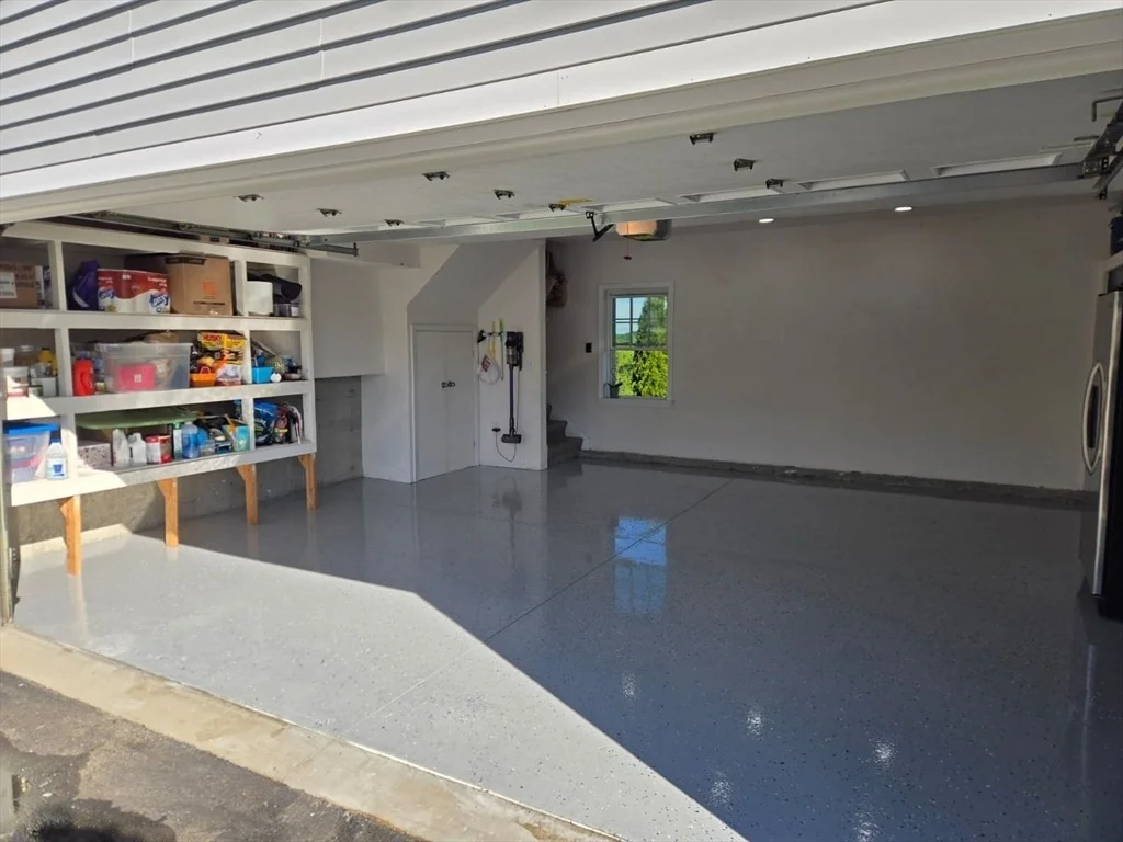 Photo of 20 Gedney Dr