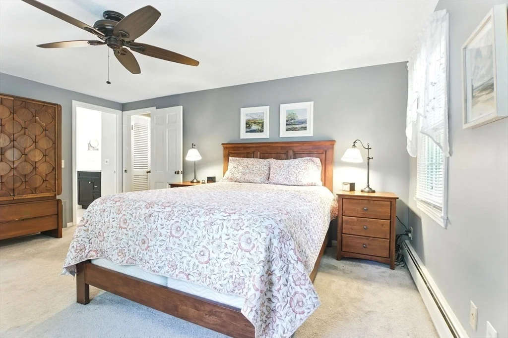 Photo of 230 Meadowlark Dr
