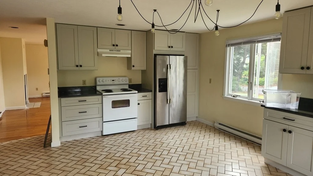 Photo of 131 Whippoorwill Cir