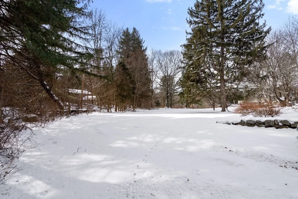 Photo of 289 Boston Post Rd
