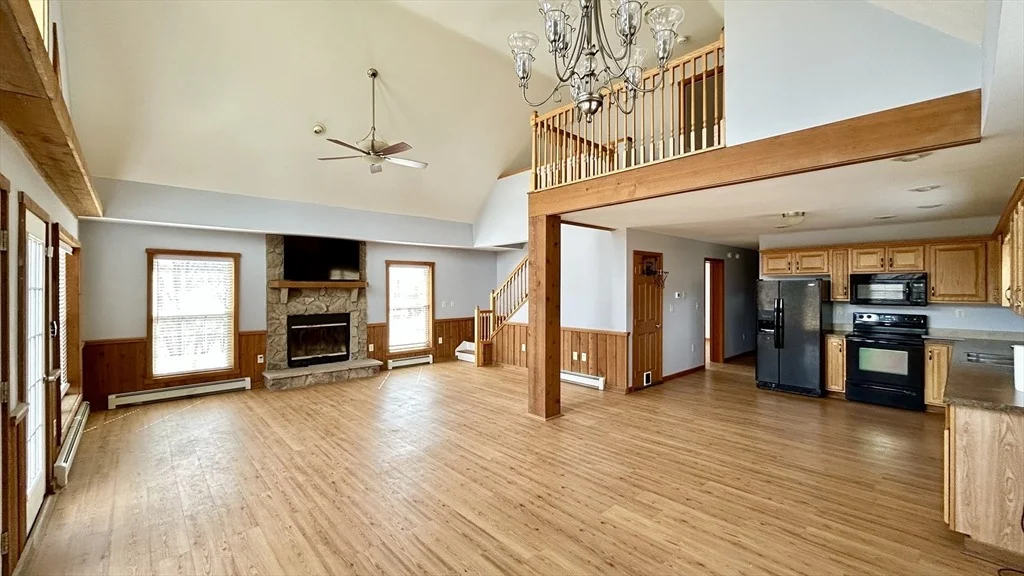 Photo of 10 Merrill Rd