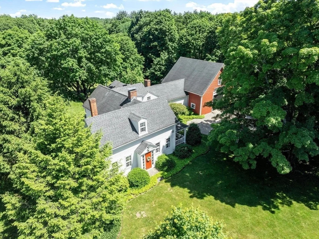 Photo of 827 Hill Rd