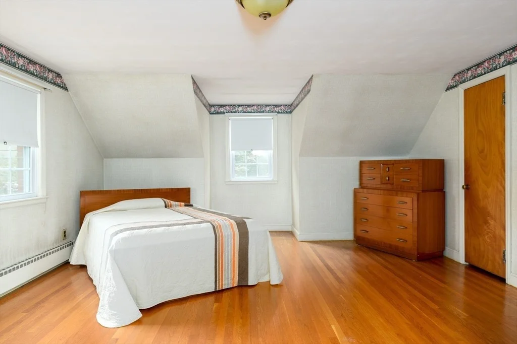 Photo of 44 Zenith Drive