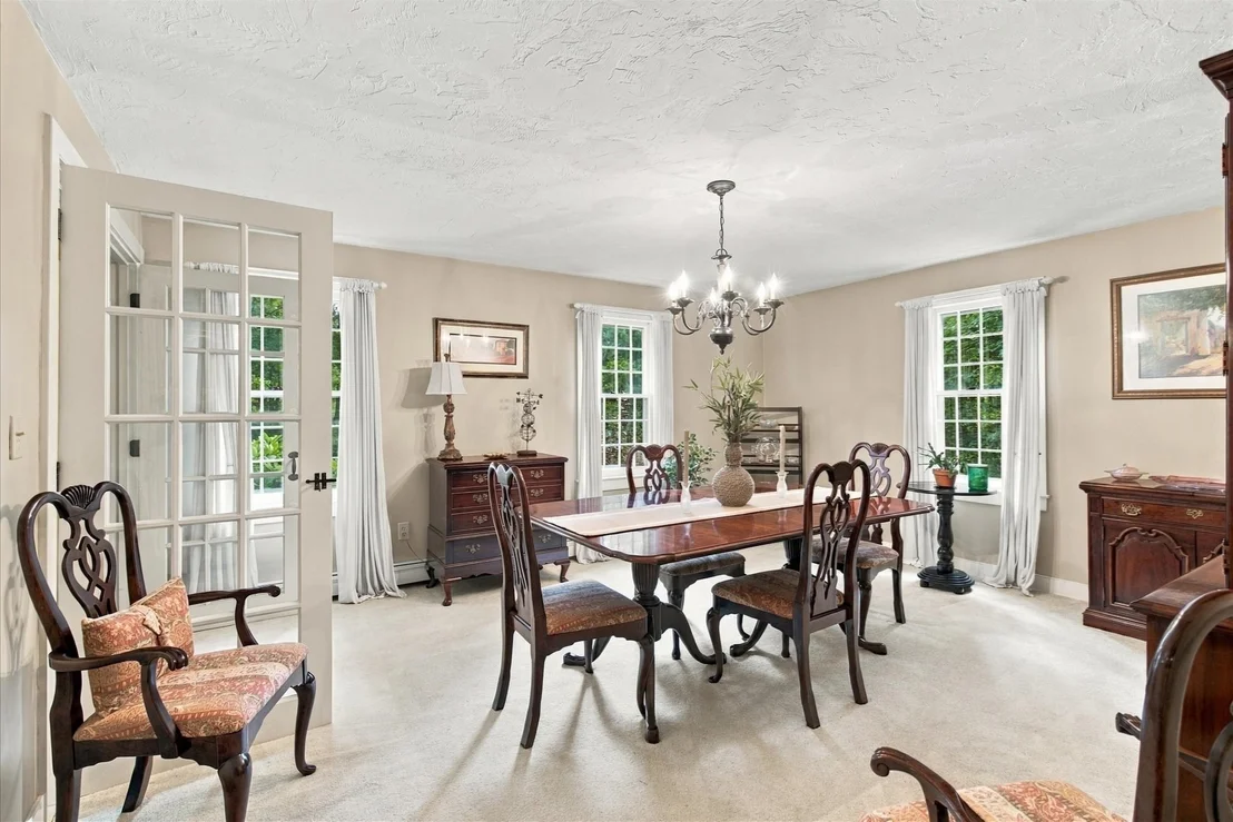 Photo of 7 Stony Brook Rd