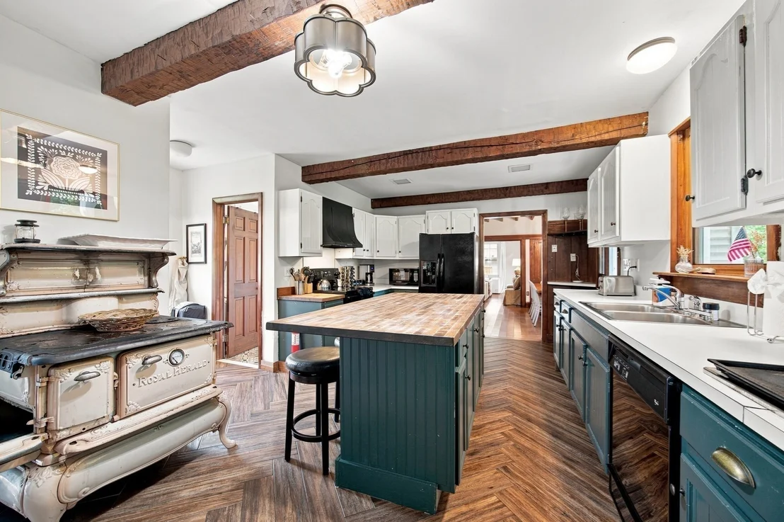 Photo of 21 Saint James Avenue