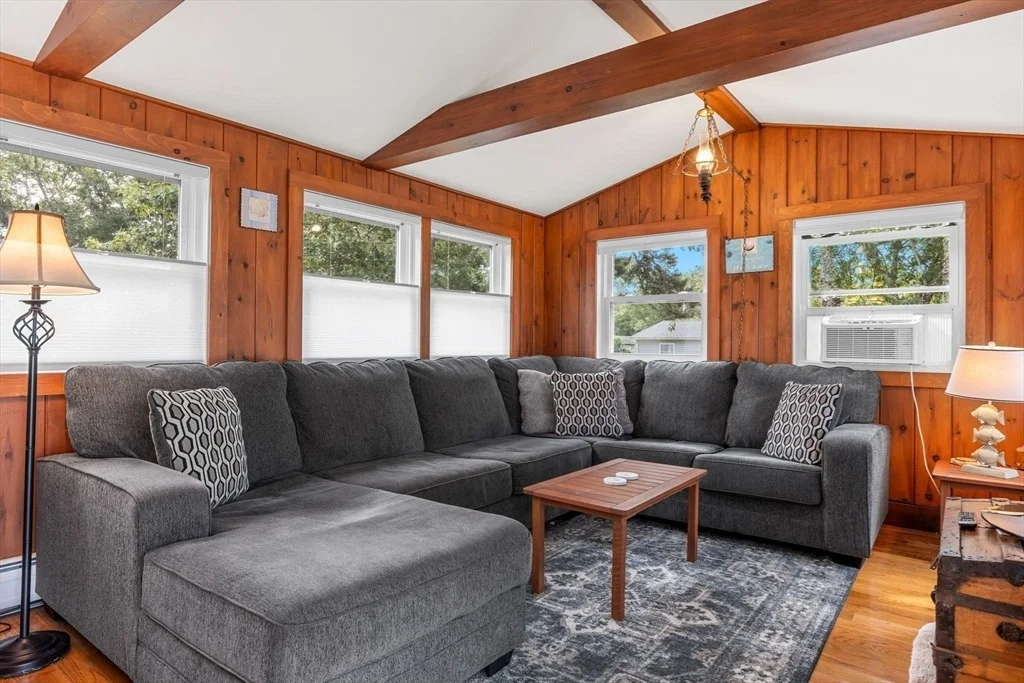 Photo of 35 Driftwood Cir