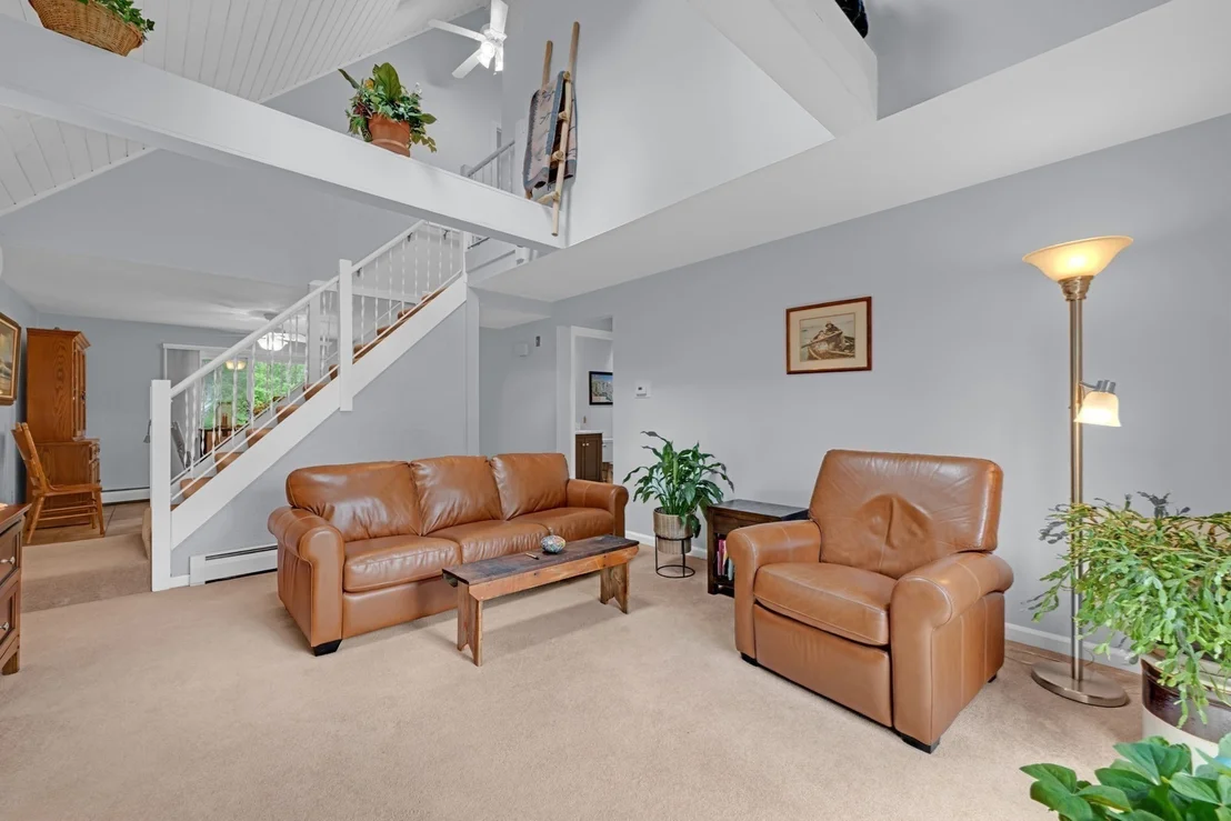 Photo of 47 Horseshoe Cir