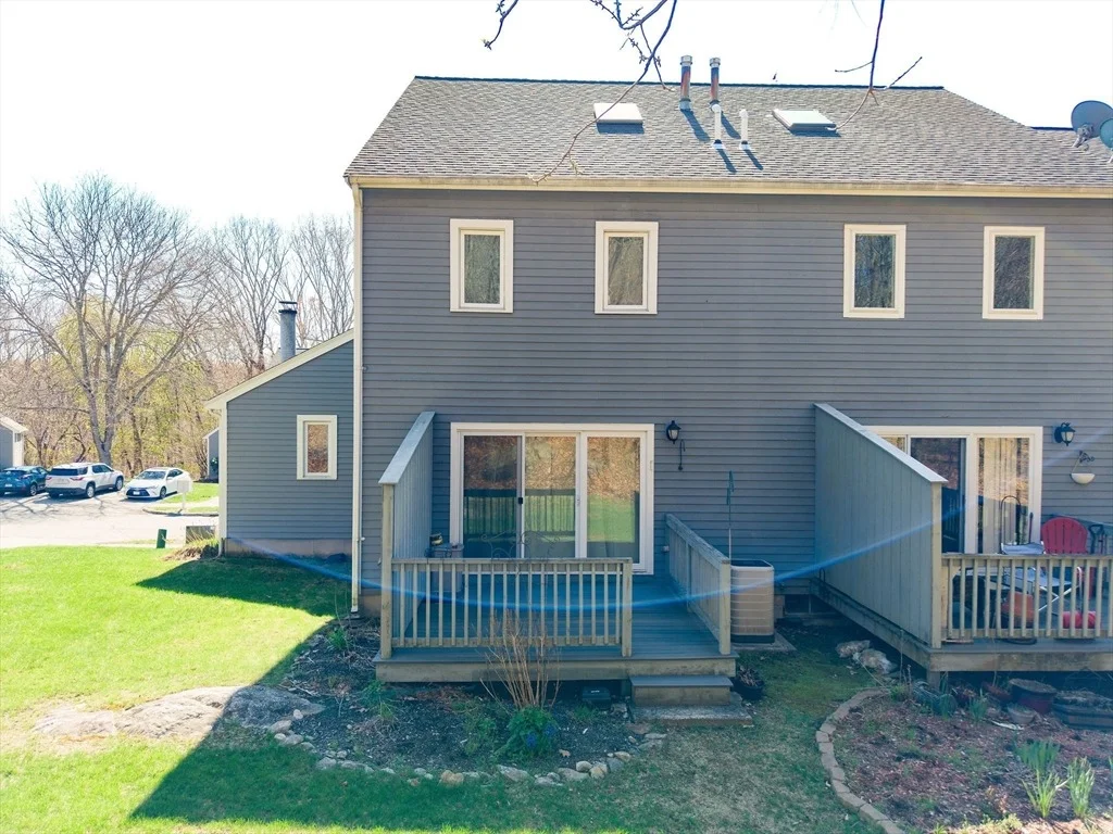 Photo of Unit 1201 at 31 Blithewood Ave