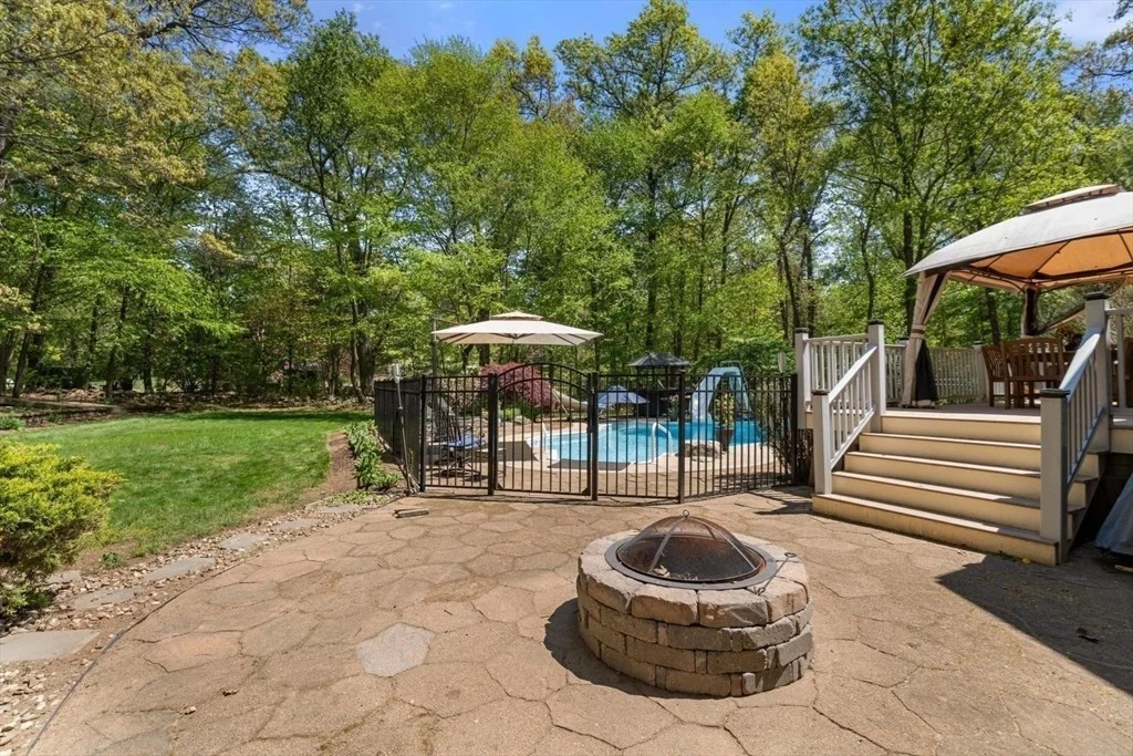 Photo of 13 Lisa Ln