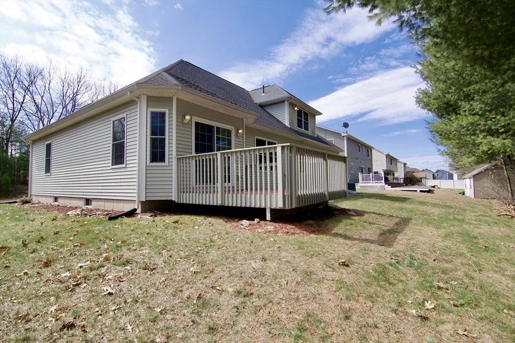 Photo of 114 Barrington Dr