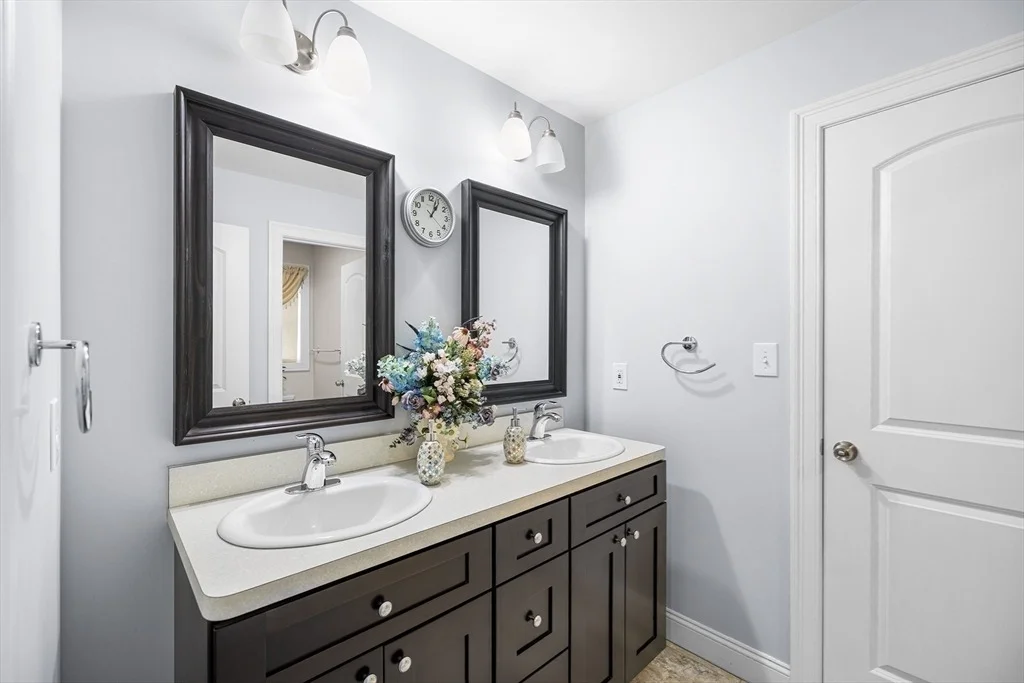 Photo of 324 Central St