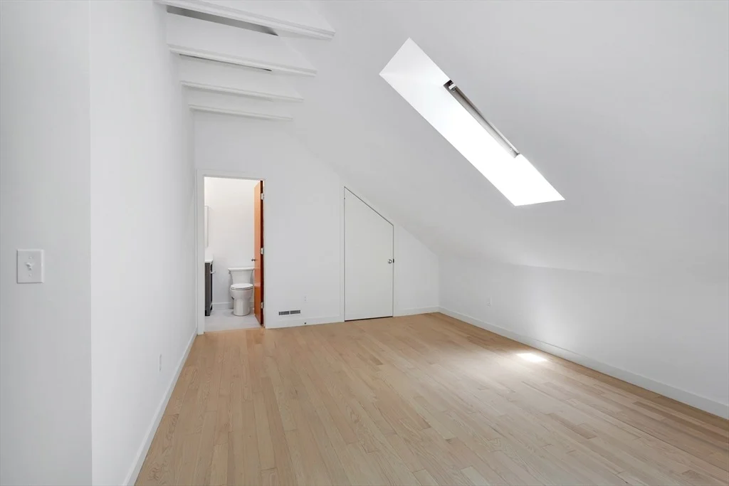Photo of 95 Ann Lee Road