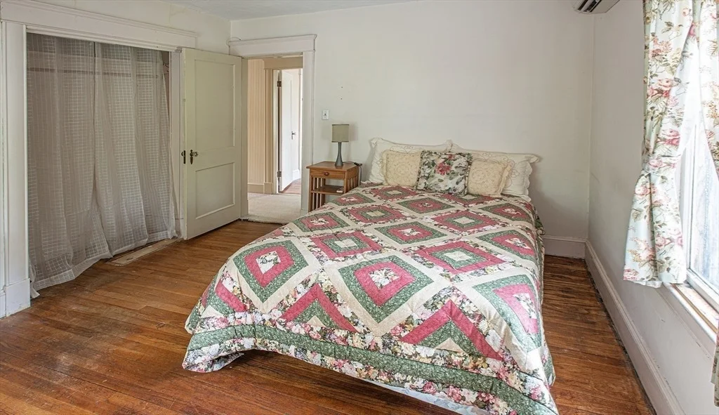 Photo of 61 Massasoit Street