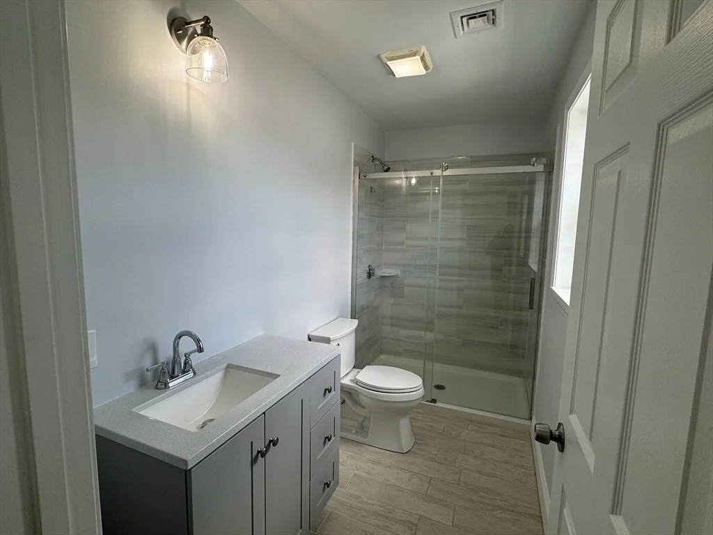 Photo of 6 N Rocliffe St