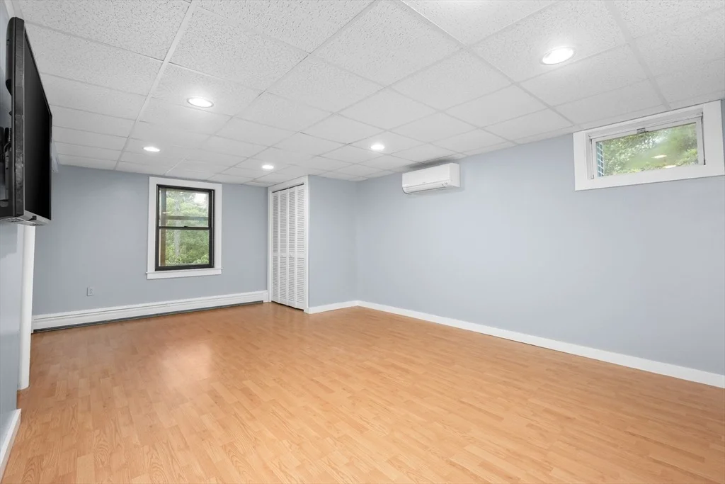 Photo of 24 Chickadee Cir.