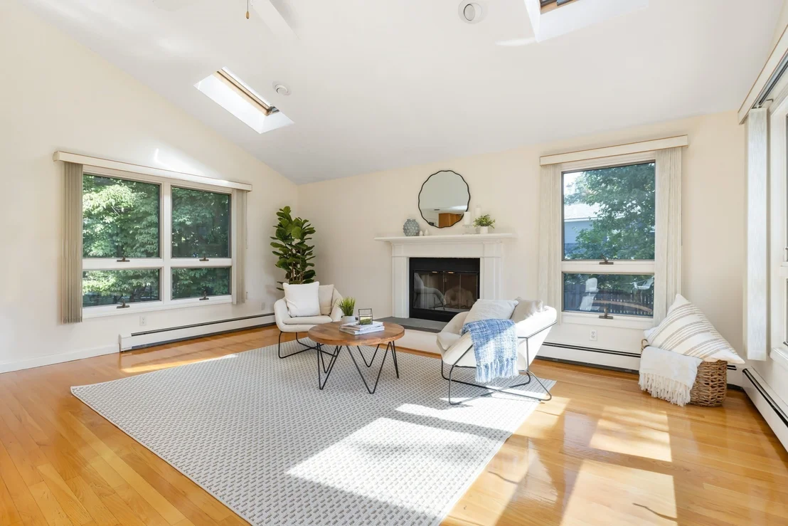 Photo of 521 High Rock St