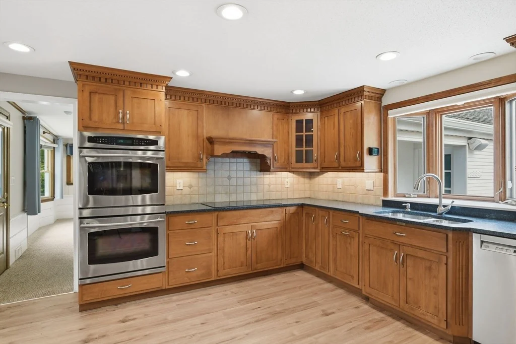 Photo of 107 Viscount Rd