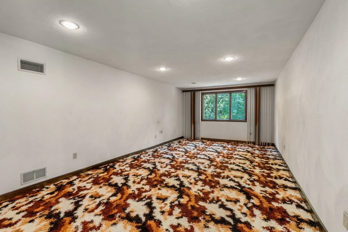 Photo of 14 Grand Hill Dr