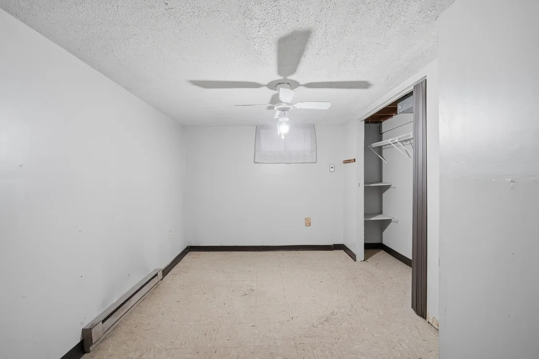 Photo of 74 Leatherleaf Dr