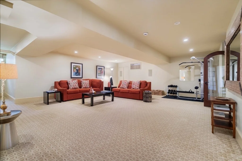 Photo of 10 Rangeley Road