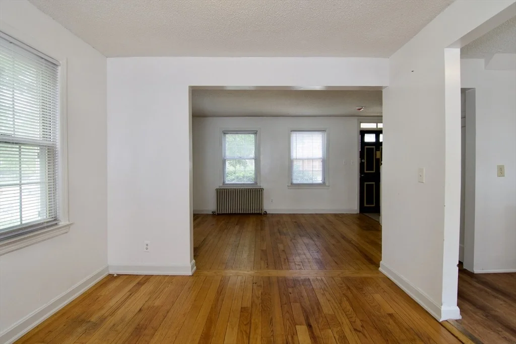 Photo of Unit 435 at 435 Cold Spring Ave