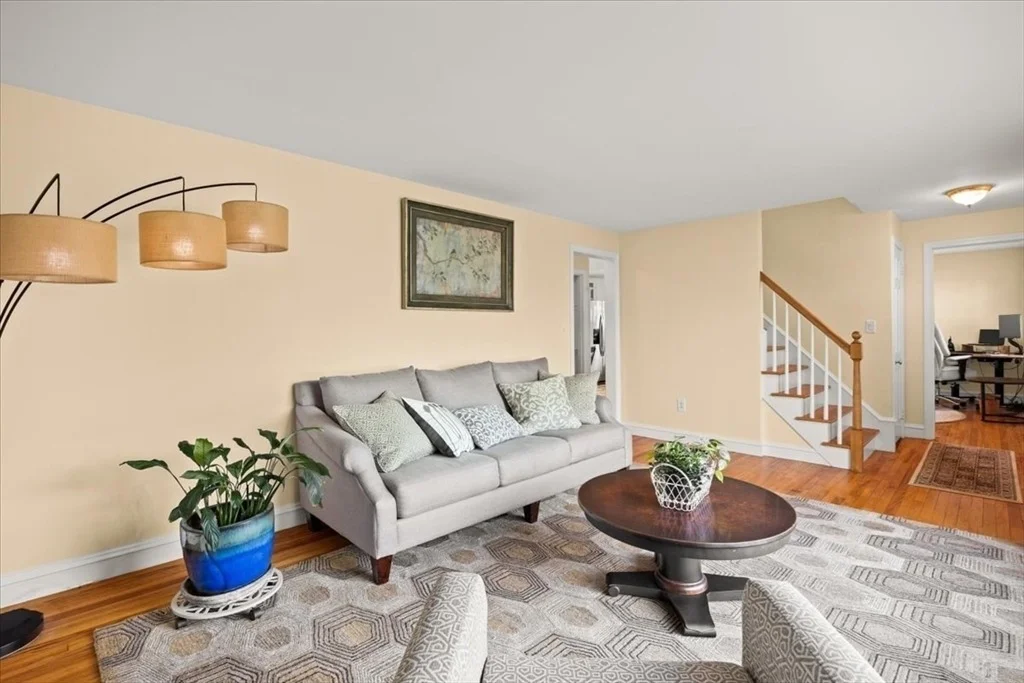 Photo of 19 Cypress Rd
