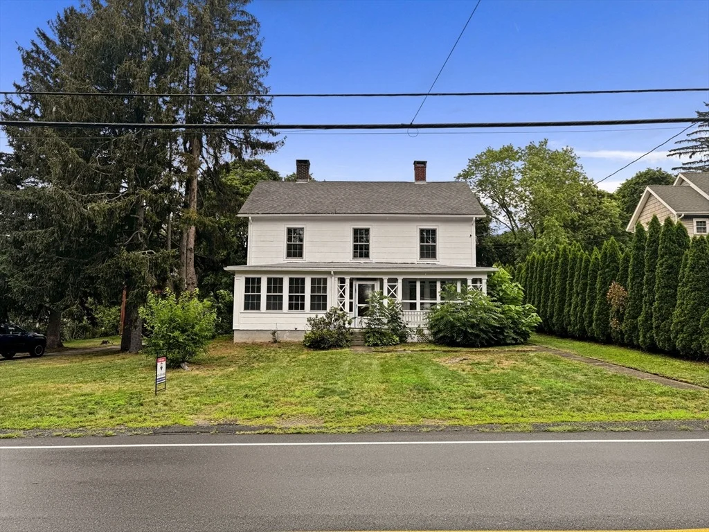 Photo of 19 Mendon Rd