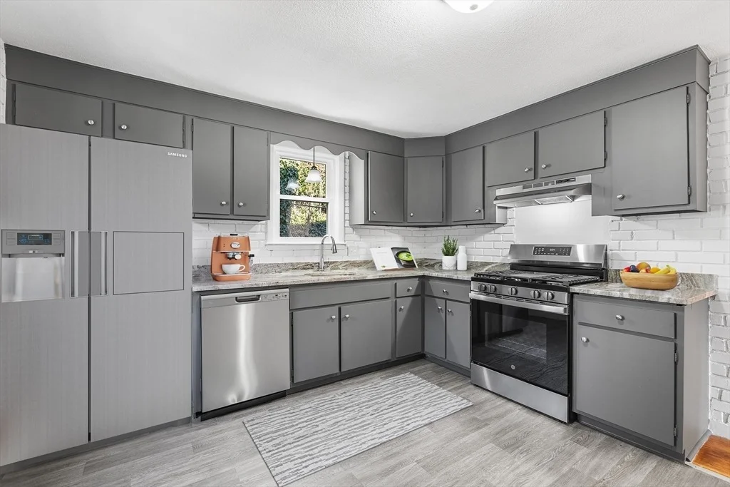 Photo of 73 Lockwood Rd
